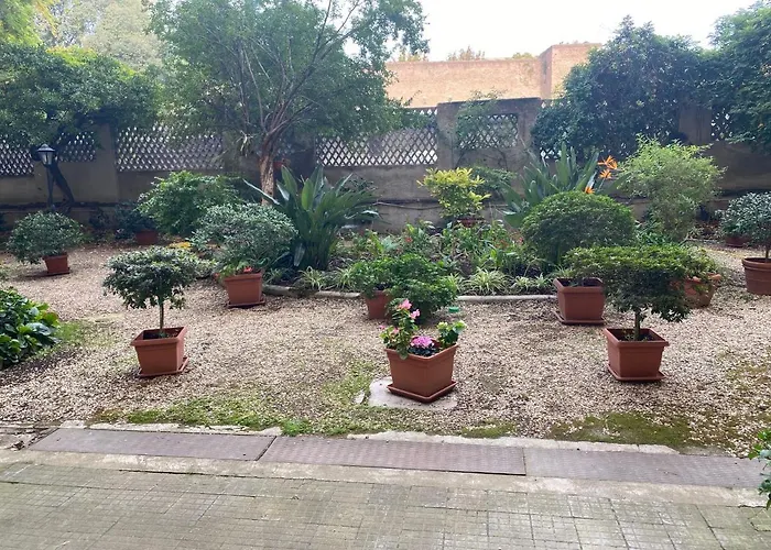 La Rosa Di 4 In Heart Of San Giovanni 4*